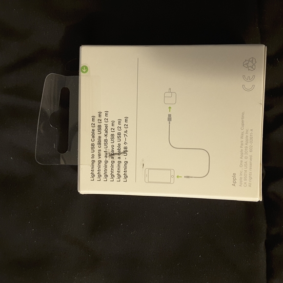Apple Lightning to USB Cable (2m) - Picture 2 of 3